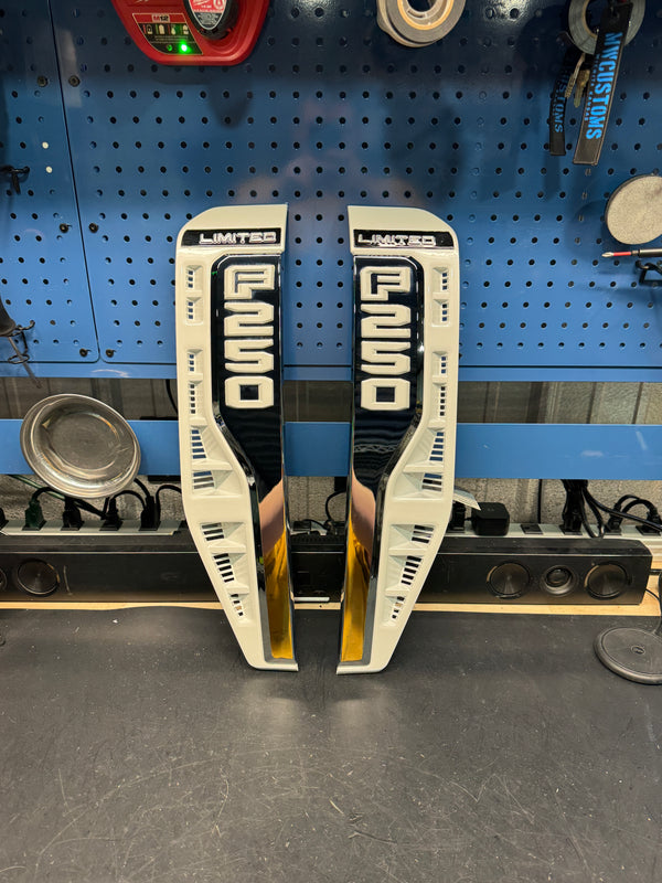 2023+ SUPER DUTY FENDER BADGES