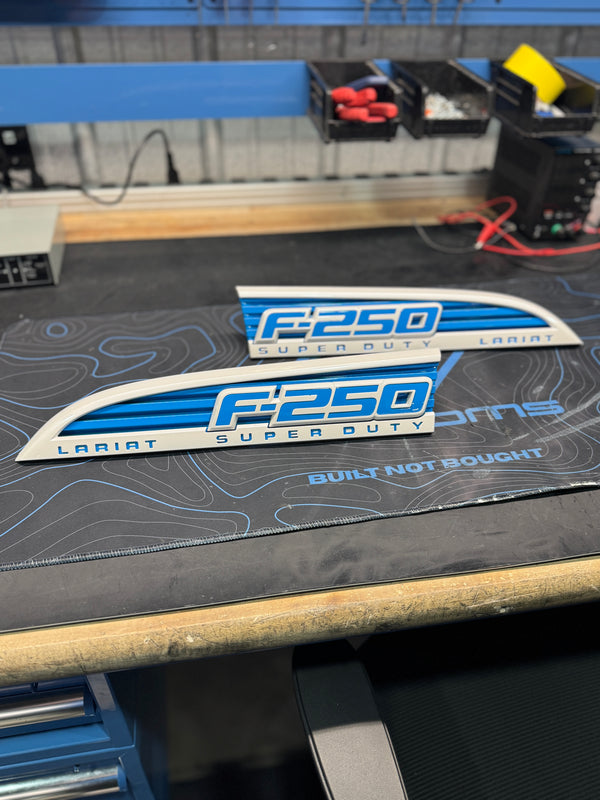 2011 - 16 FORD SUPER DUTY HOOD EMBLEM